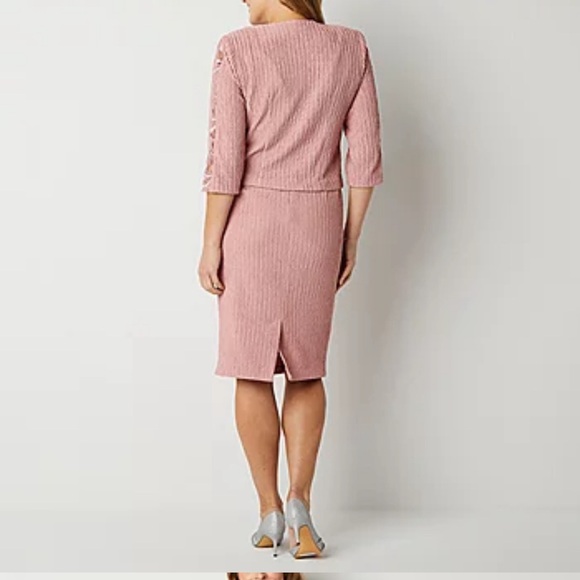 Pink 2 Piece Dress with Lace. - Picture 2 of 15